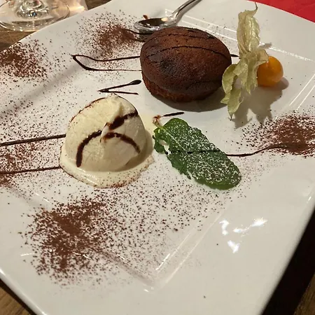 Hotel Restaurant Zum Landmann 3*