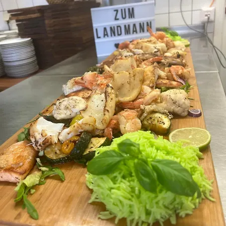 호텔 Restaurant Zum Landmann 3*